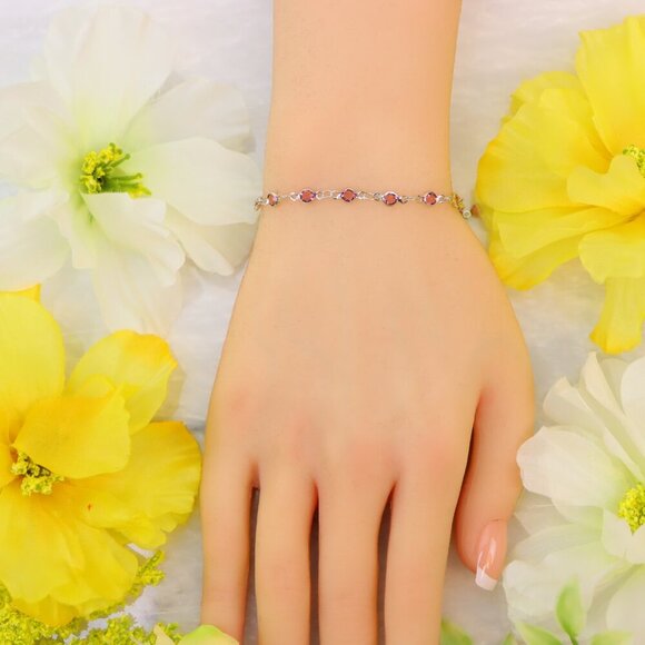 Minimalist Bracelet, Sleek & Modern Design, Women’s Fashion, YC110484-B - Picture 2 of 10